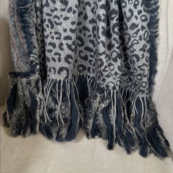 Luxury Gray Blue Cashmere Reversible Leopard Paisley Print Rabbit Fur Scarf Wrap - Picture 6 of 12